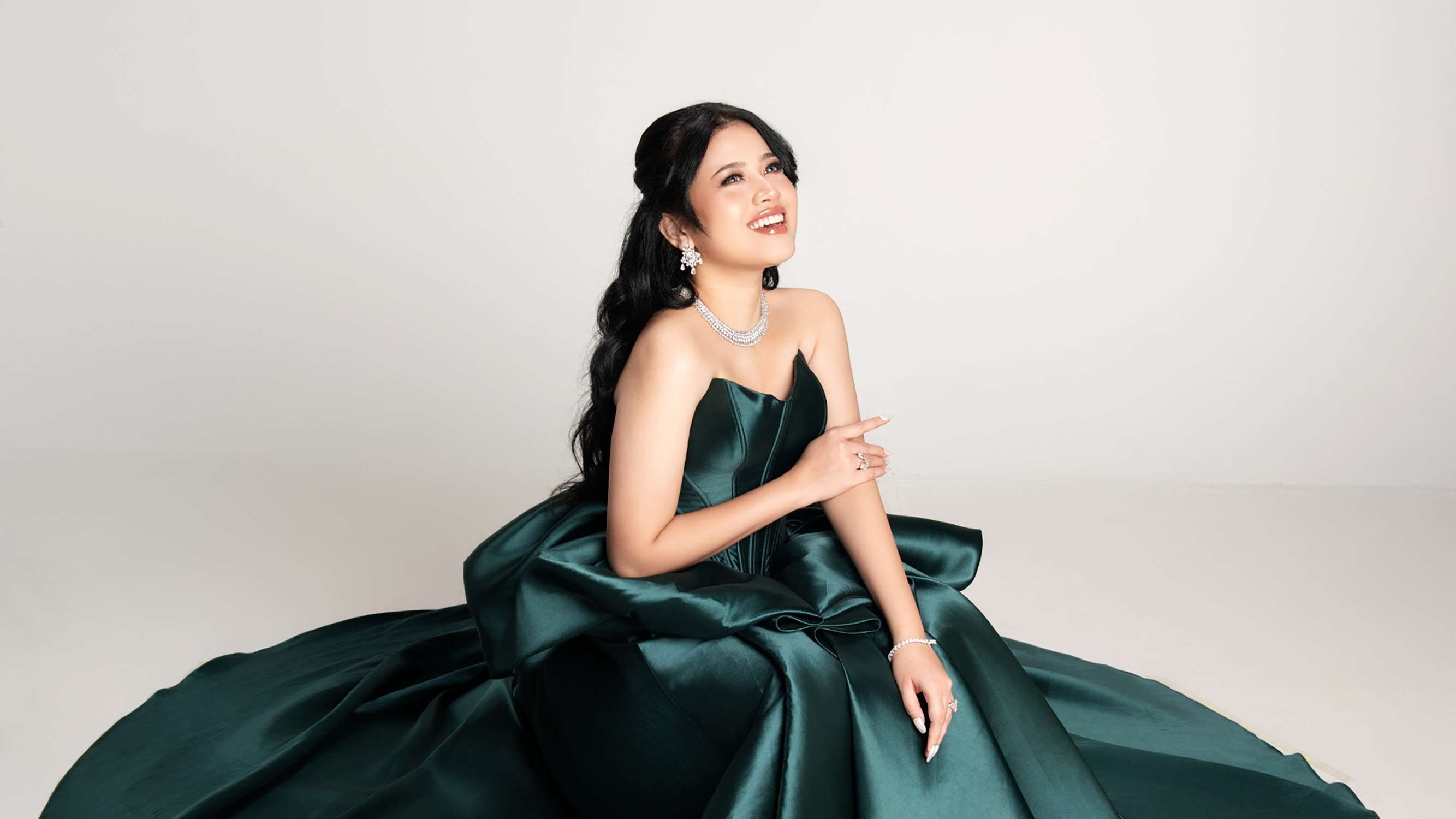 Shabrina Leanor Luncurkan Single Kemenangan 'Pendampingmu #TahtaHatiku’